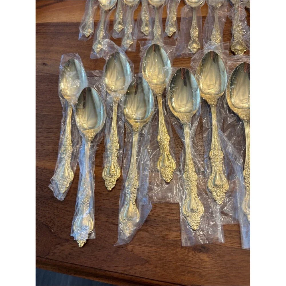 New Barclay Geneve Golden Crown Royale Weighted Flatware Silverware Set of 48